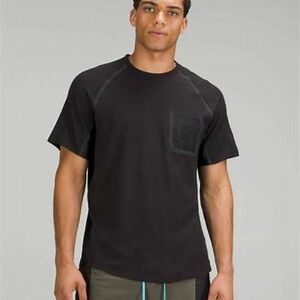 NWT LULULEMON Ventilated Hiking Shirt Size Medium